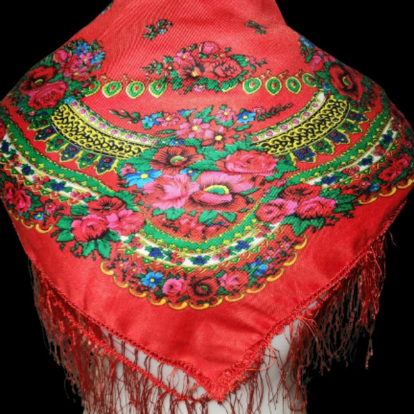 Red floral fringed scarf/ wrap - Picture 3 of 10